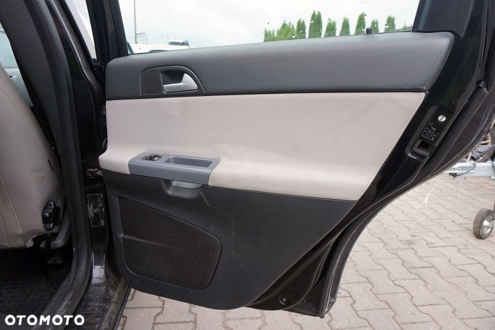 DRZWI TYLNE PRAWE V50 LIFT KOMBI 452-46  CZARNY VOLVO 2007-2012 - 8