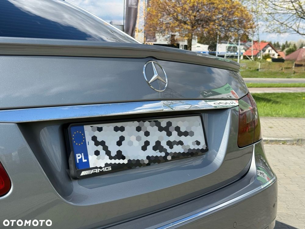 Mercedes-Benz Klasa E 200 CDI DPF BlueEFFICIENCY Automatik Avantgarde - 16