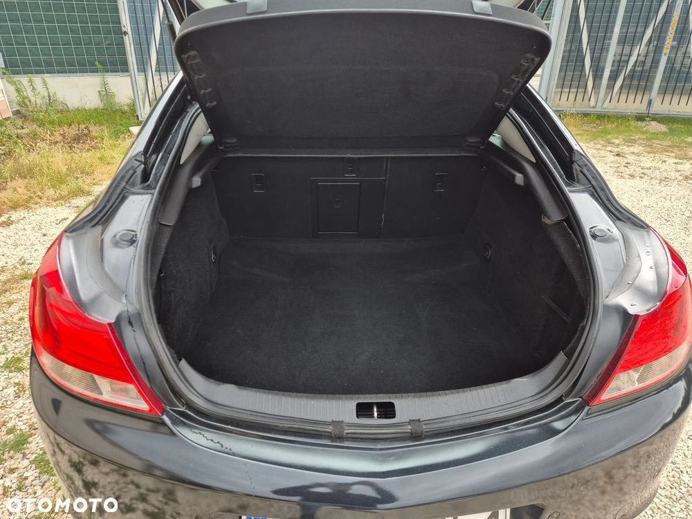 Opel Insignia - 12