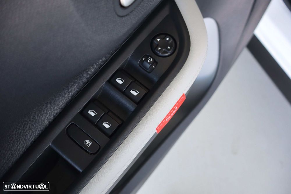 Citroën e-C3 44 kWh Autonomia Conforto Max - 15