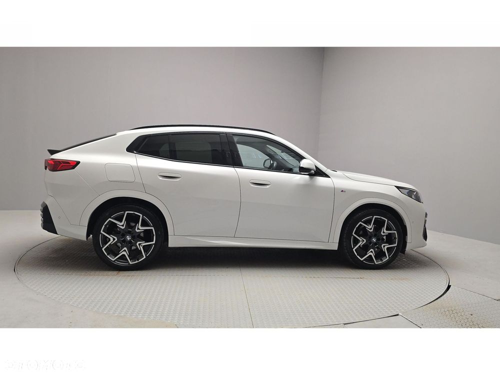 BMW X2 - 6