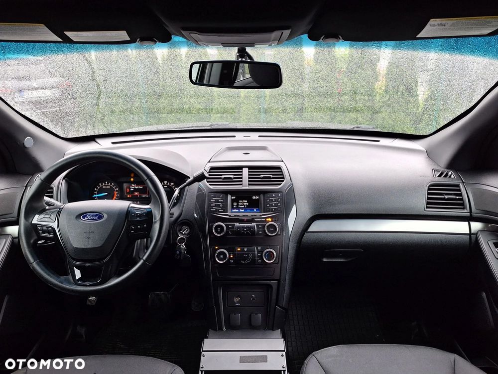 Ford Explorer - 9