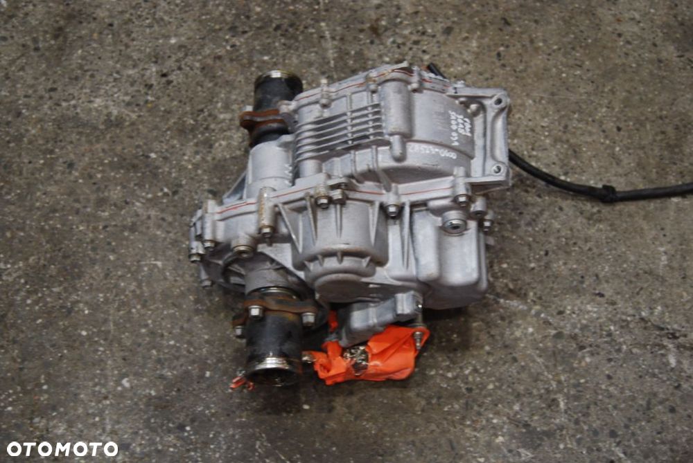 DYFERENCJAŁ MOSTY TYLNY 82090-48020 LEXUS NX300H - 1