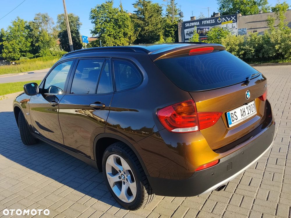 BMW X1 sDrive18i xLine - 11
