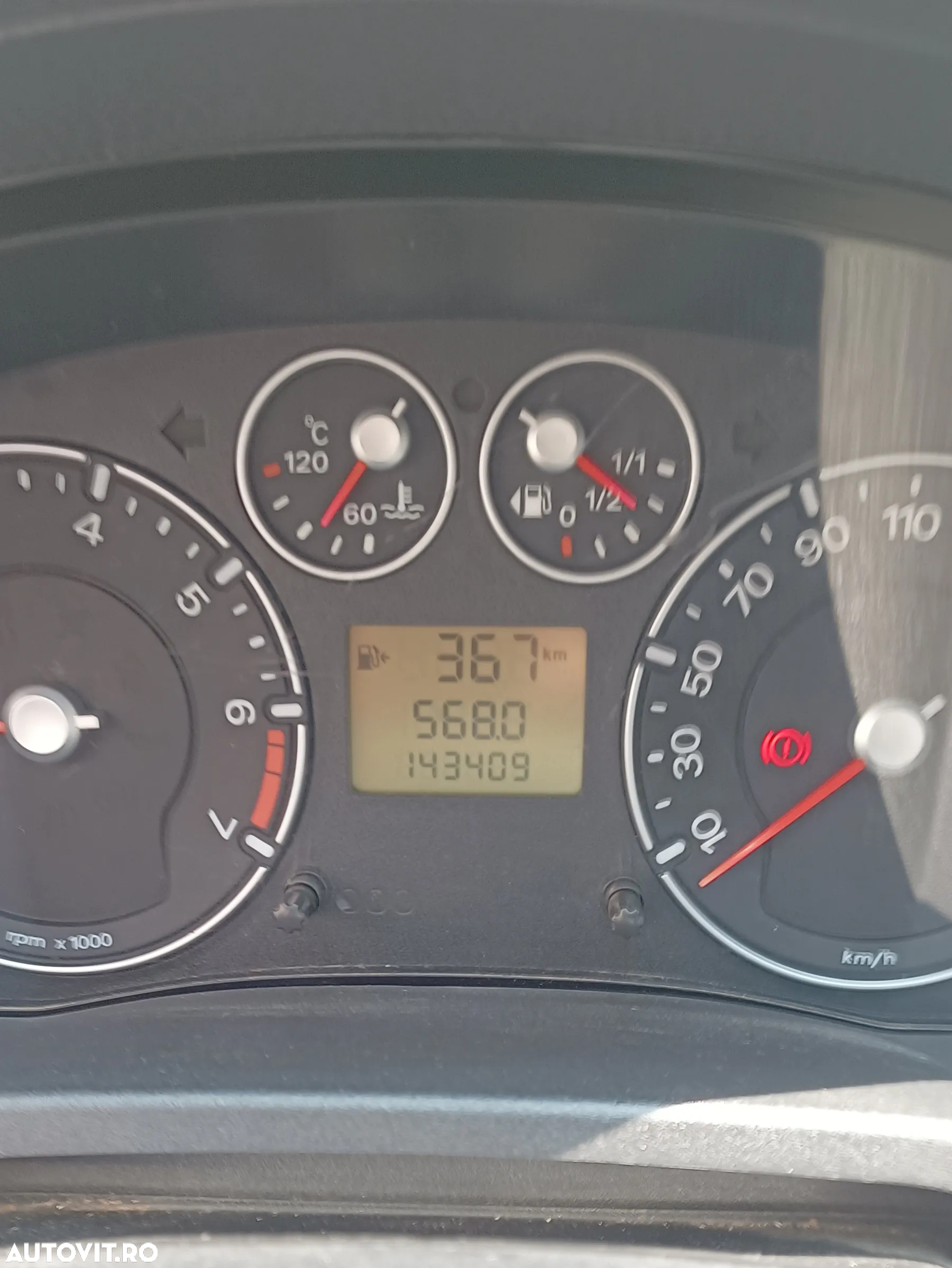 Ford Fiesta 1.4i Ghia - 5