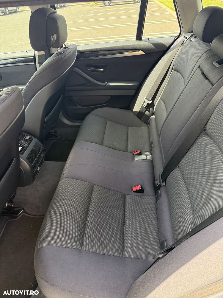 BMW Seria 5 520d - 8