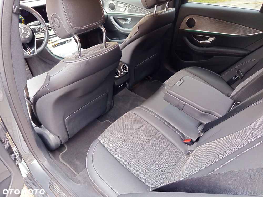 Mercedes-Benz Klasa E - 6