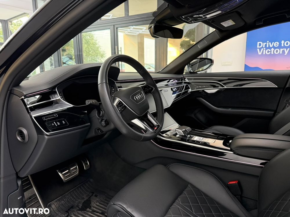 Audi A8 60 TFSI e quattro Tiptronic PHEV - 23
