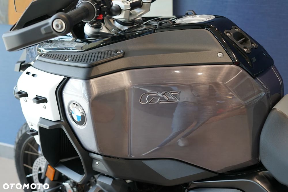 BMW R - 19
