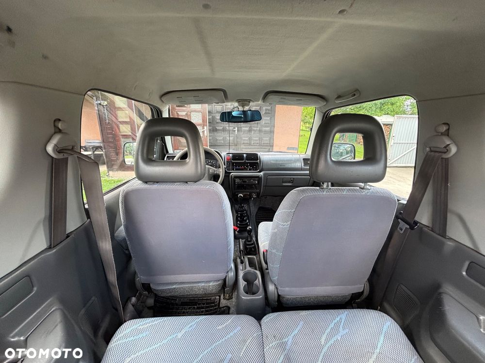 Suzuki Jimny 1.3 - 8