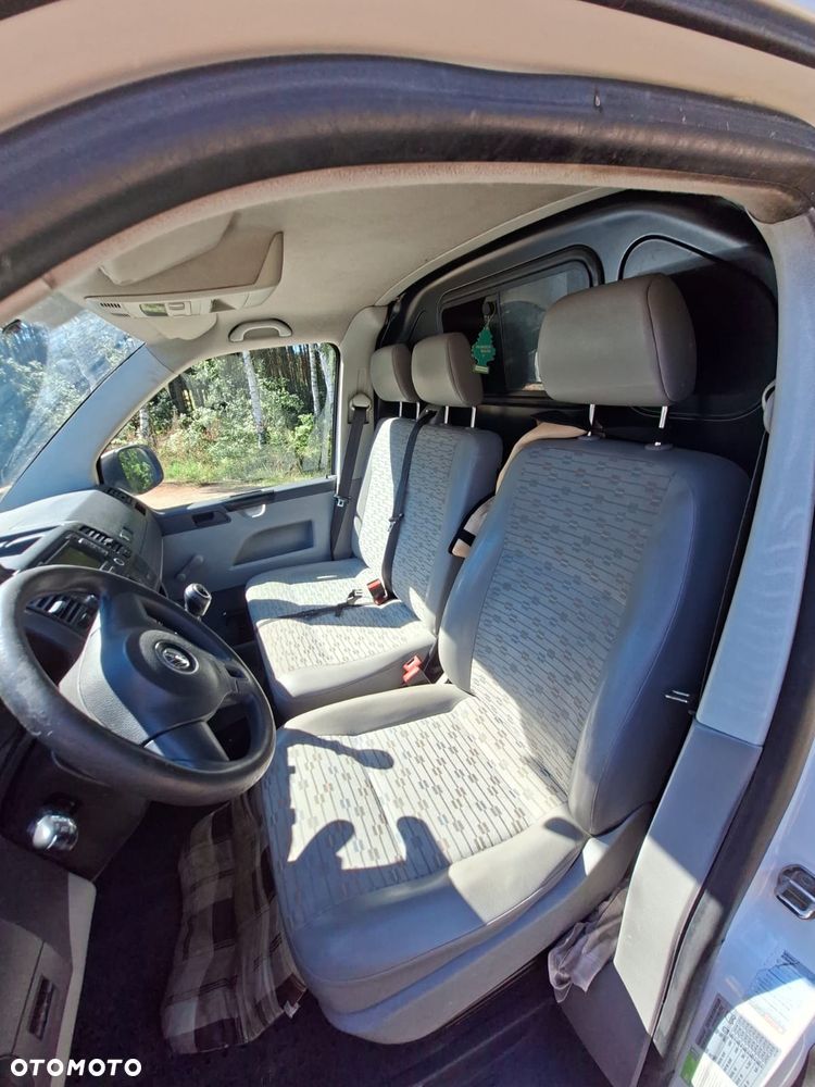 Volkswagen Transporter T5 - 11