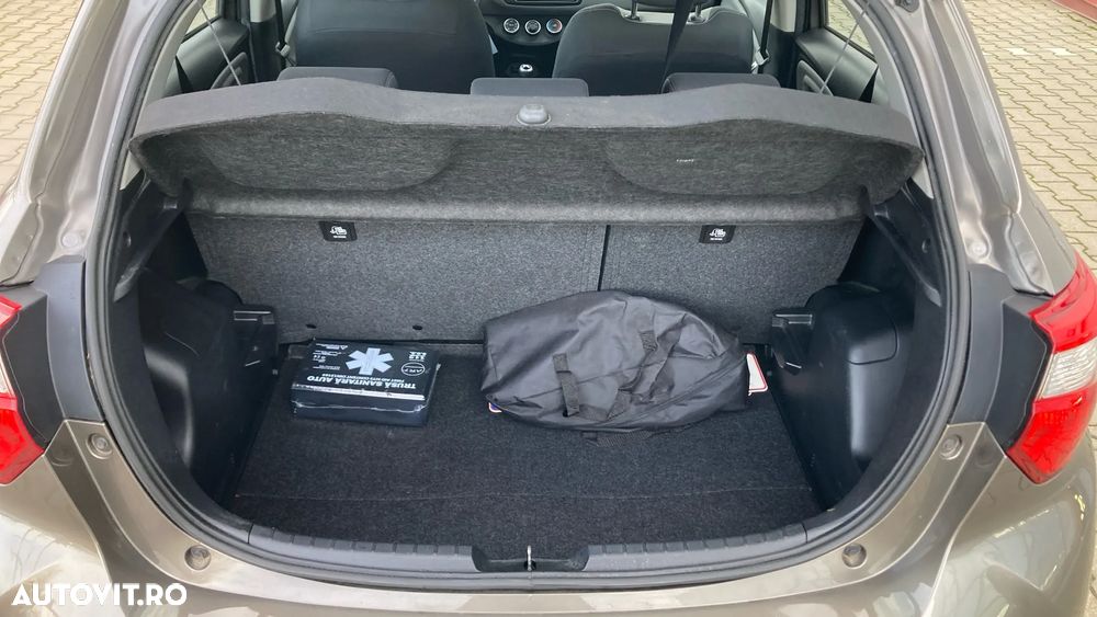 Toyota Yaris 1.5 L VVT-iE Active - 10