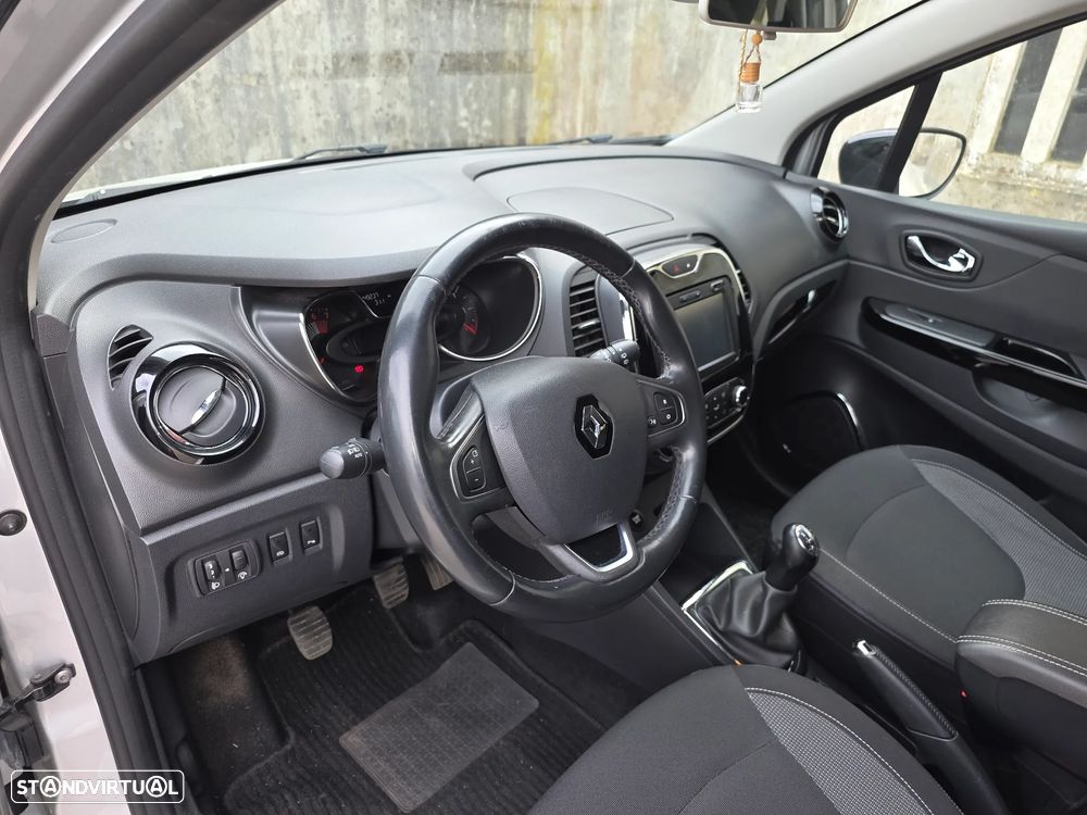 Renault Captur 0.9 TCE Exclusive - 9