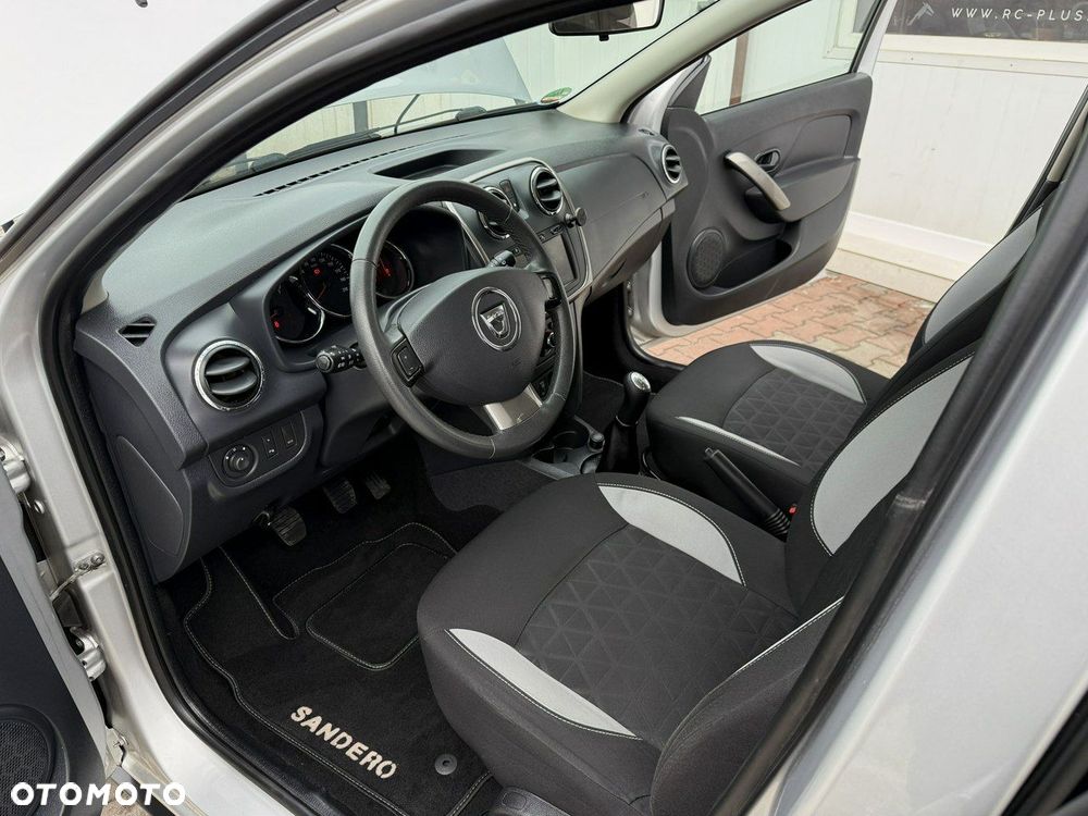 Dacia Sandero Stepway 0.9 TCe Laureate S&S - 15