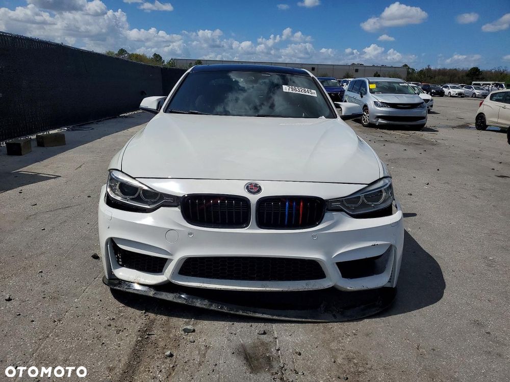 BMW Seria 3 335i Luxury Line - 4