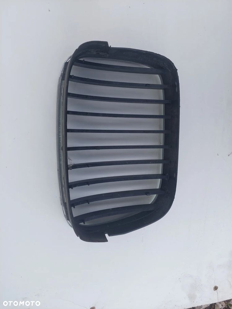 NERKA GRILL LEWA BMW E39 - 3
