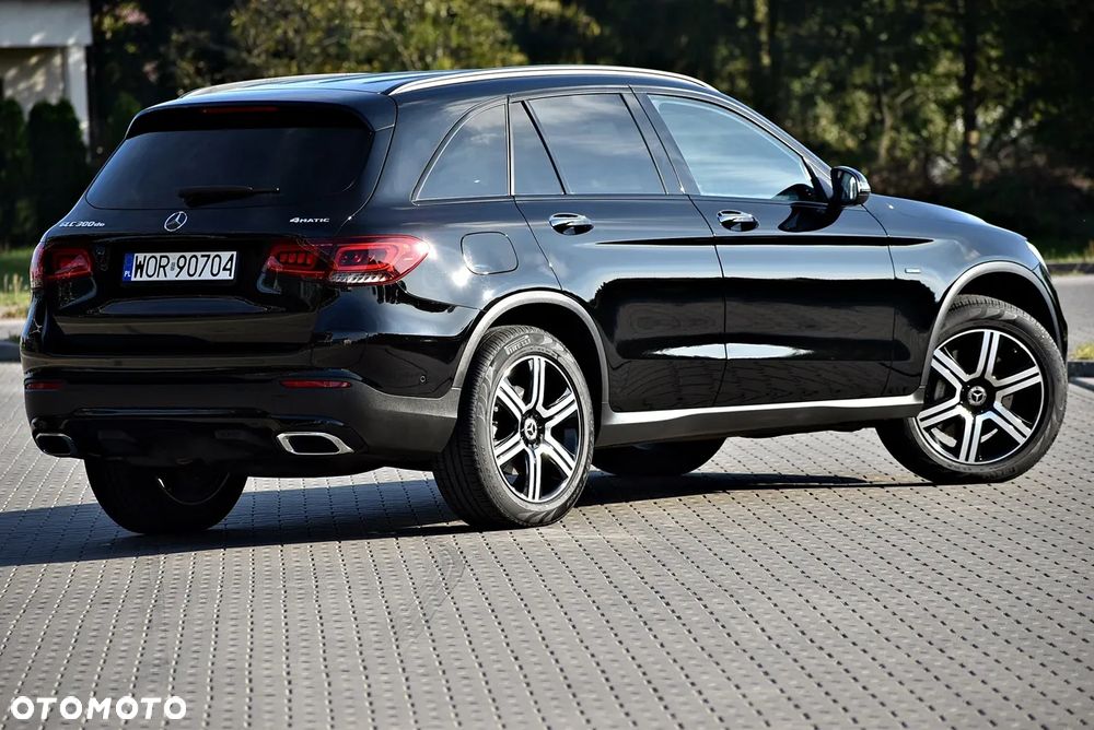 Mercedes-Benz GLC 300 de 4Matic 9G-TRONIC Exclusive - 29