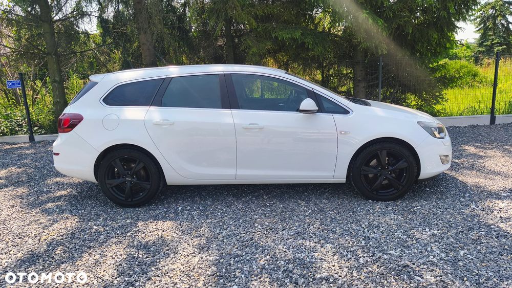 Opel Astra 1.6 T Sport - 9