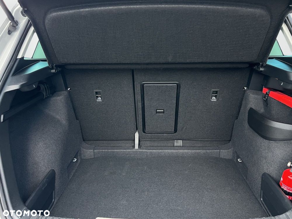Skoda Karoq 1.5 TSI ACT Selection DSG - 17