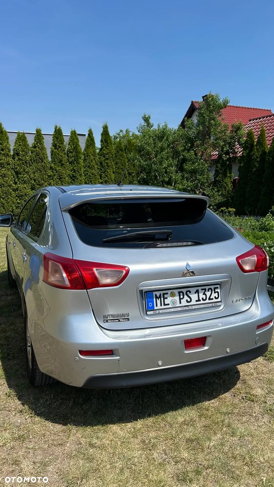 Mitsubishi Lancer 1.5 Inform - 5