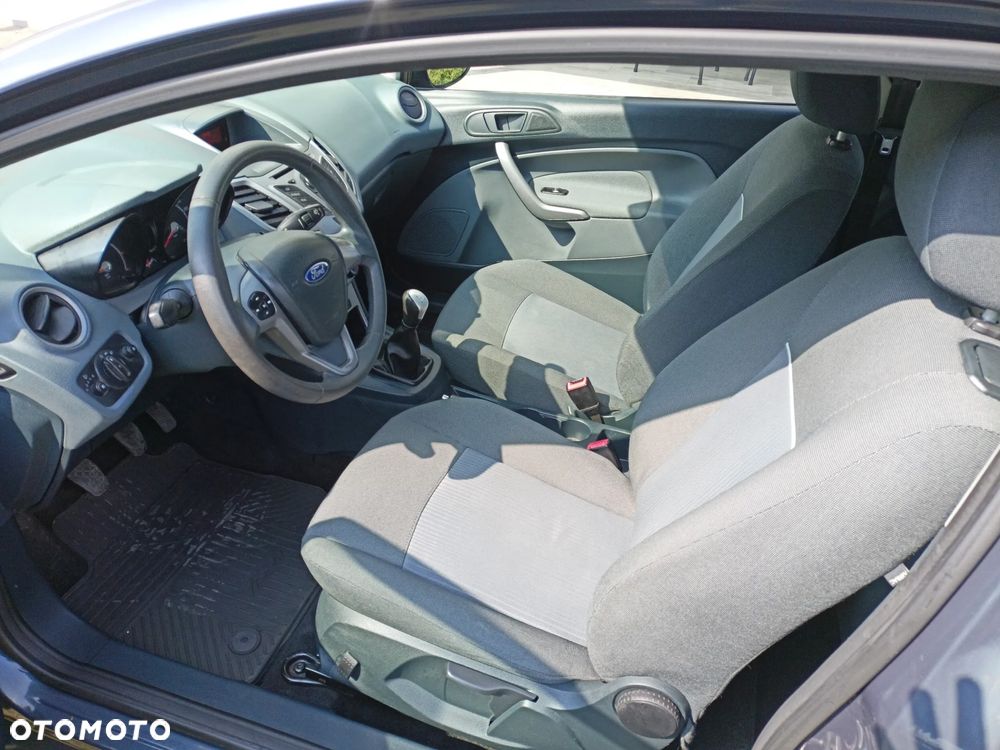 Ford Fiesta - 7