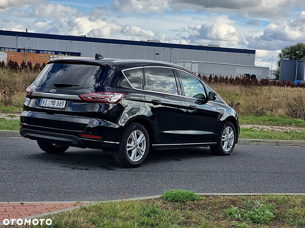 Ford S-Max - 10