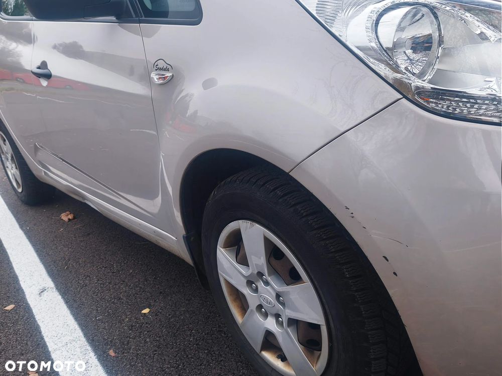 Kia Venga 1.4 S - 11