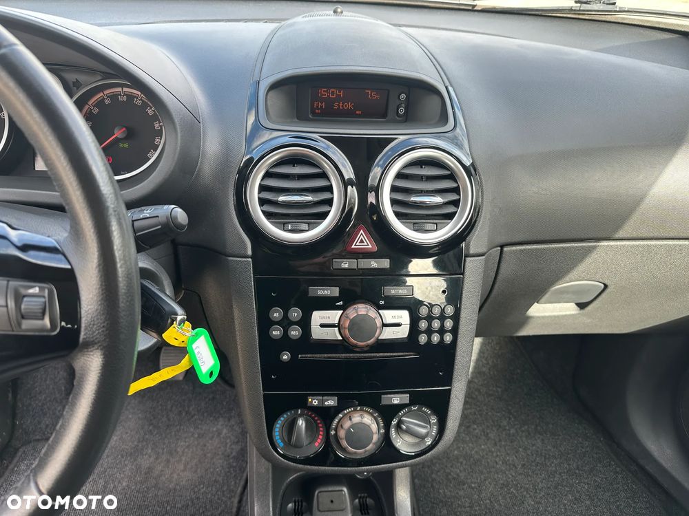 Opel Corsa - 25