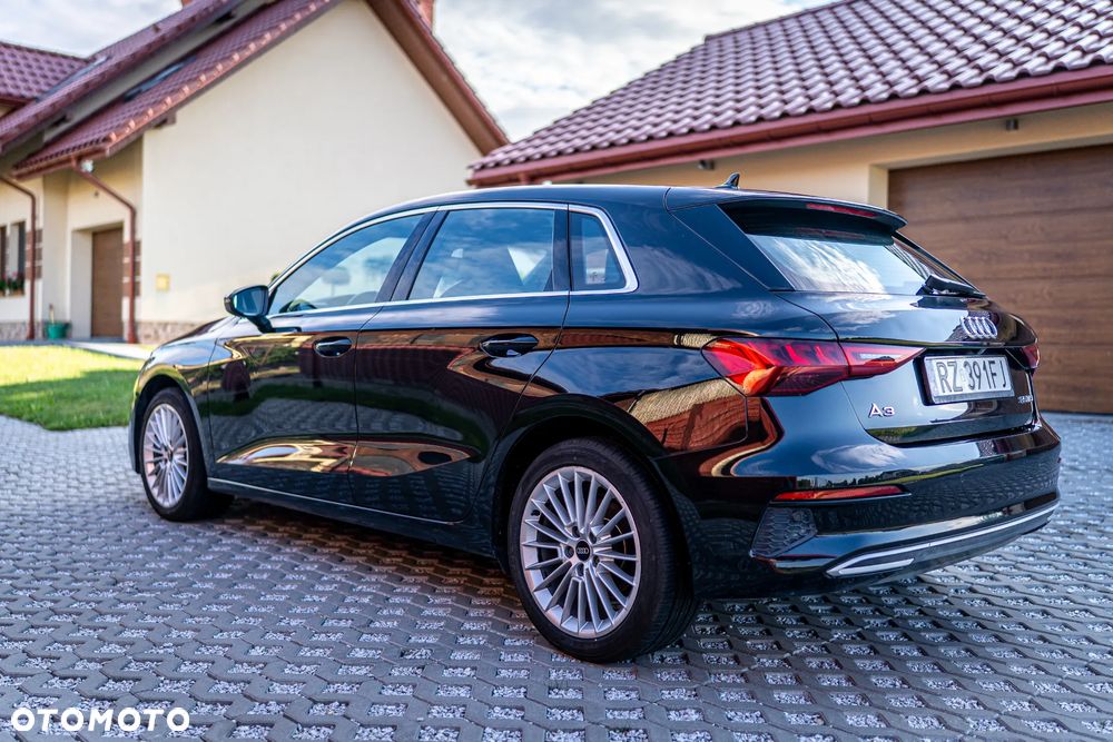 Audi A3 Sportback 35 TFSI mHEV Advanced S tronic - 2