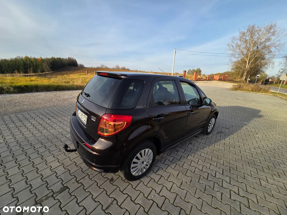 Suzuki SX4 - 9