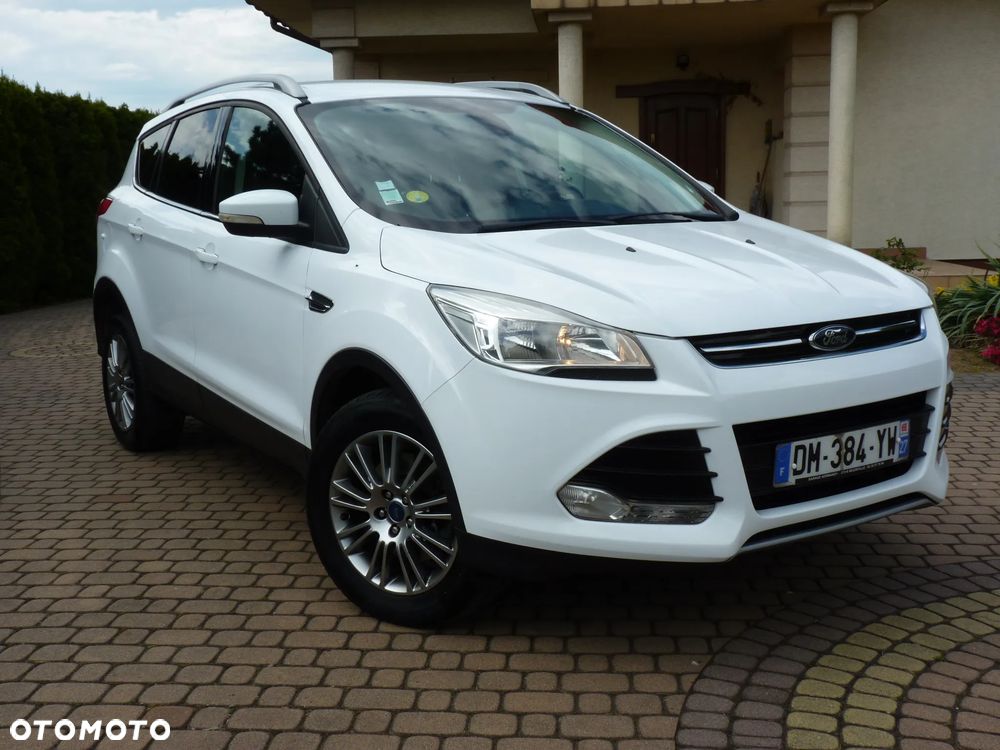 Ford Kuga 2.0 TDCi 2x4 Titanium - 3