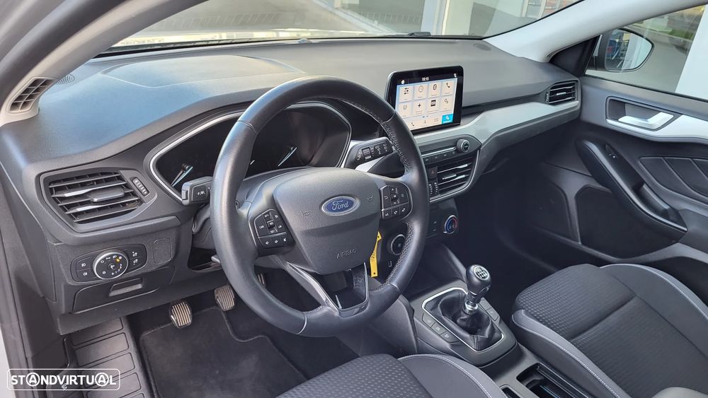 Ford Focus 1.0 EcoBoost Business - 9