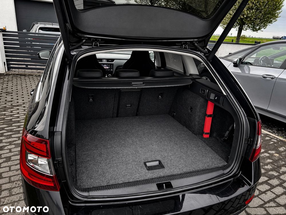 Skoda Octavia 1.6 TDI Ambition DSG - 9