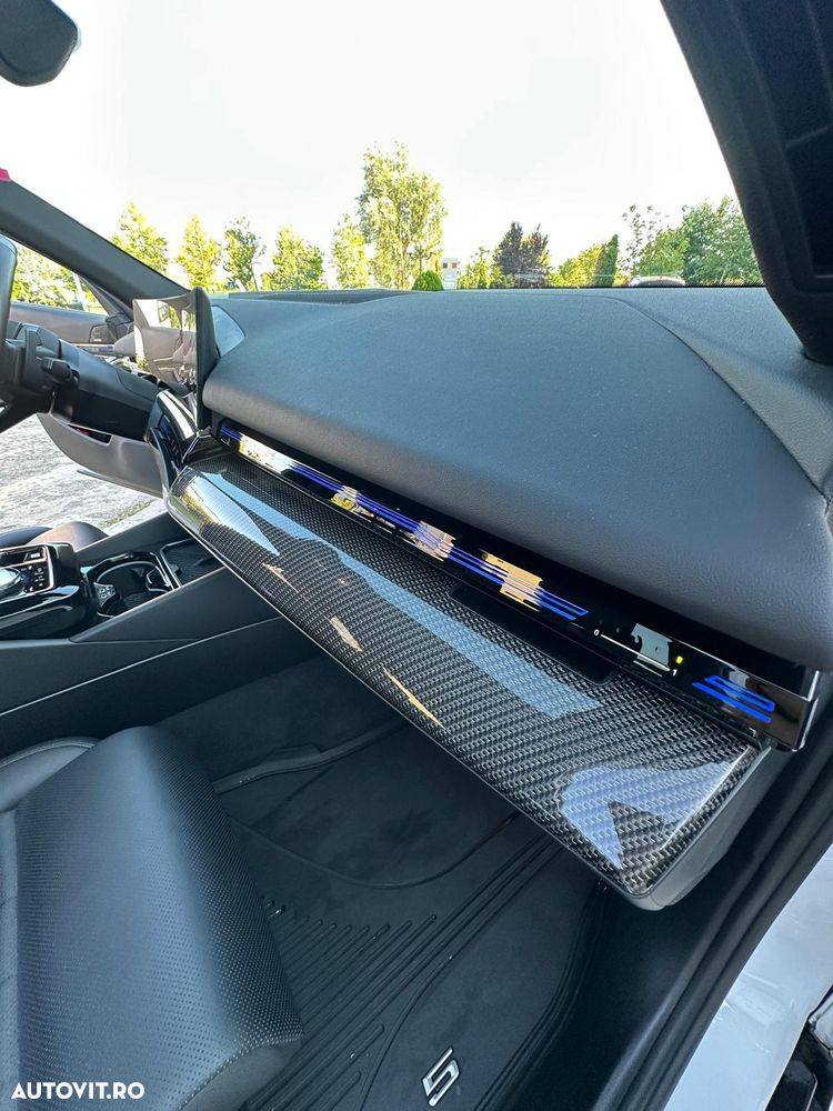 BMW Seria 5 520i Aut. - 27