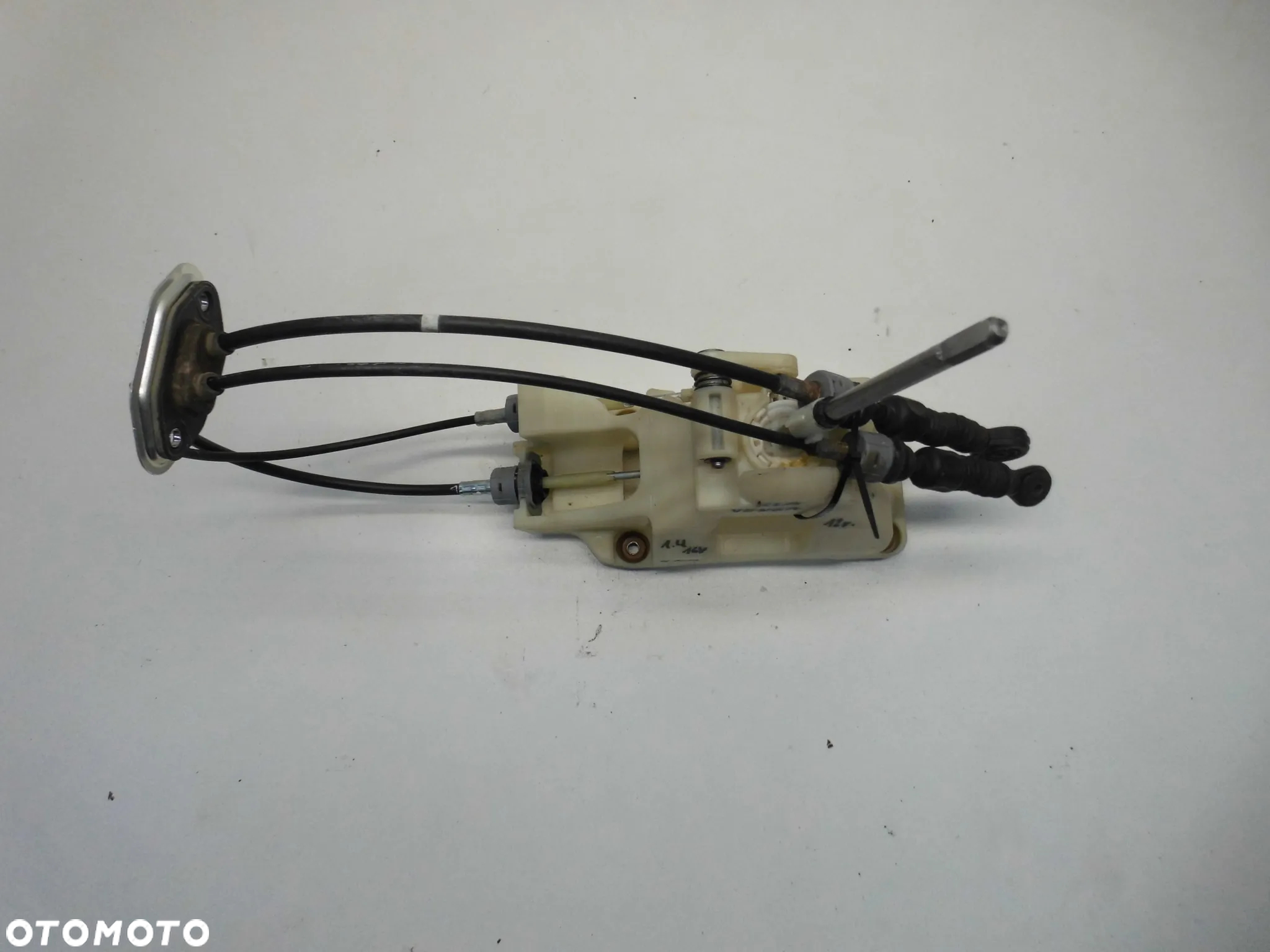 LEWAREK WYBIERAK LINKI SKRZYNI BIEGÓW KIA VENGA 1.4 16V - 2