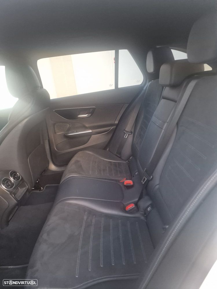 Mercedes-Benz C 300 d AMG Line - 11