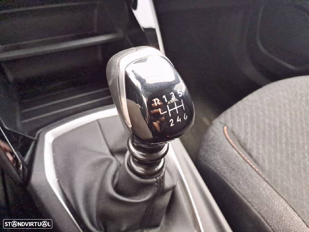 Peugeot 2008 1.2 PureTech Style - 22