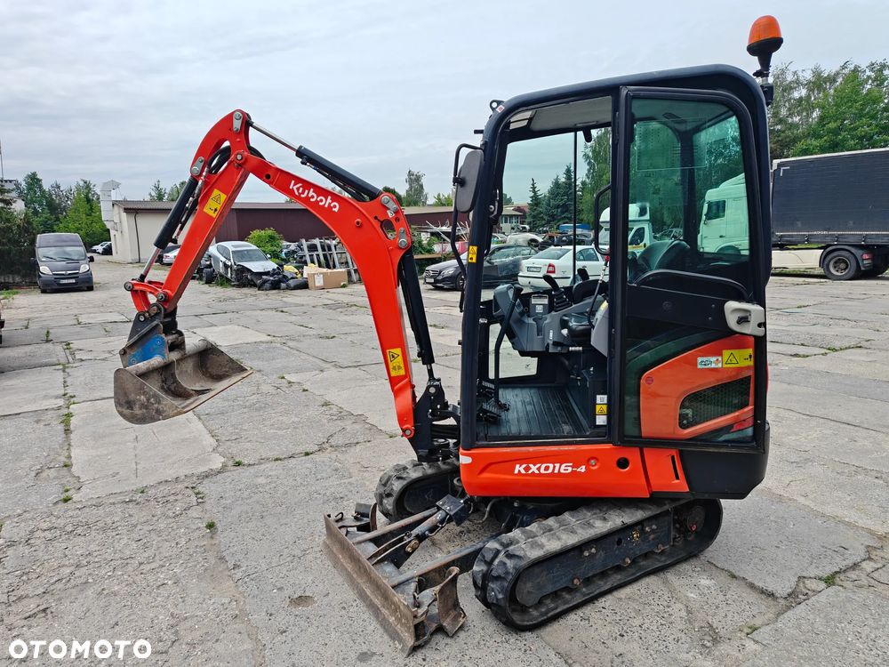 Kubota KX016-4 - 16