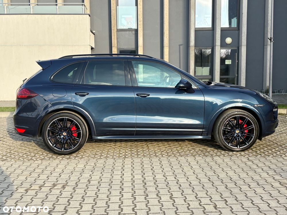 Porsche Cayenne GTS Tiptronic S - 8
