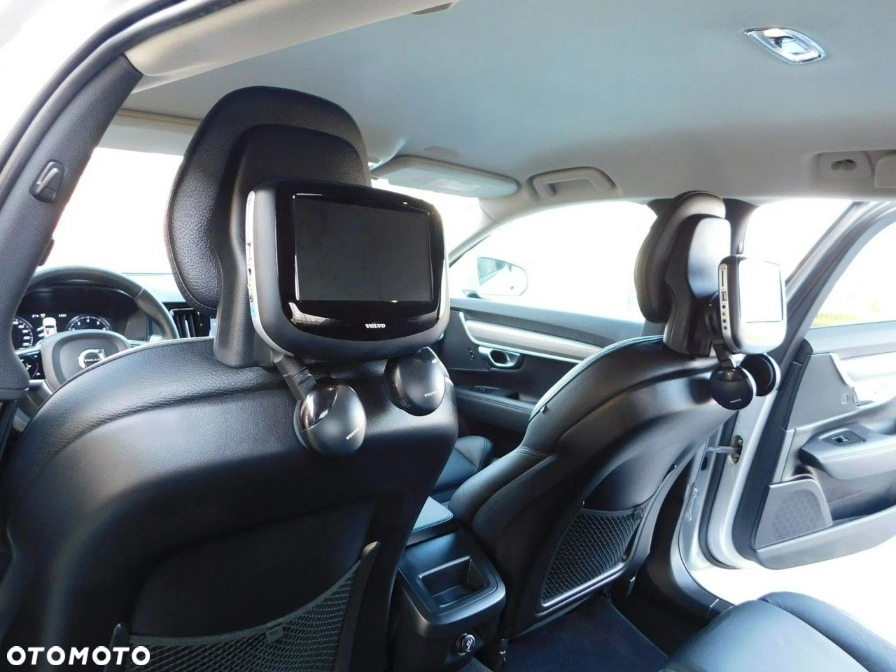 Volvo V90 T5 Momentum - 13