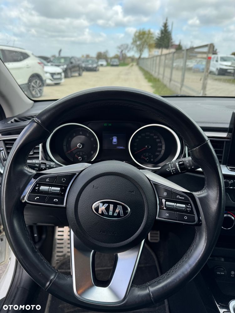 Kia Ceed 1.4 Vision - 12