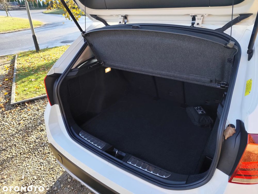 BMW X1 ver-sdrive18i - 26