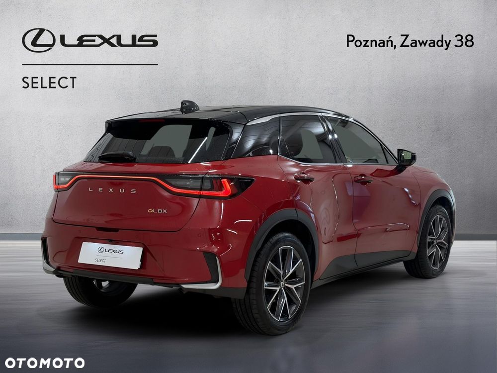 Lexus LBX 1.5 Hybrid Emotion - 2