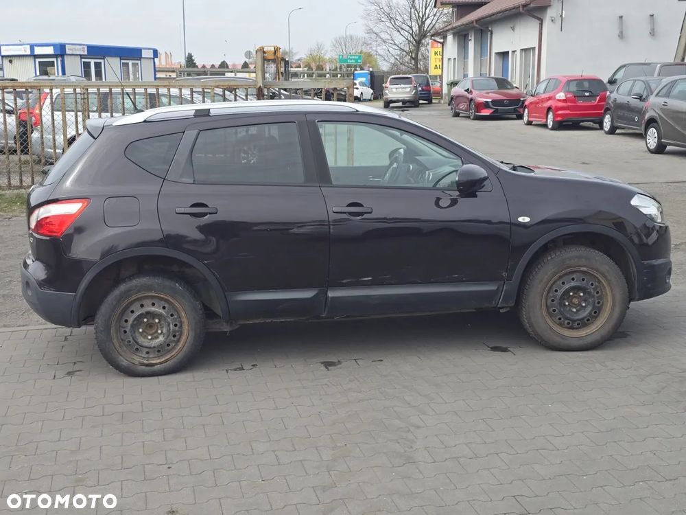 Nissan Qashqai 1.5 dCi DPF 360 - 4