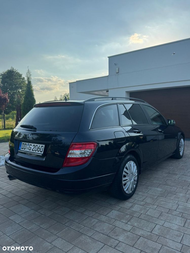 Mercedes-Benz Klasa C 220 CDI DPF Automatik BlueEFFICIENCY Avantgarde - 6