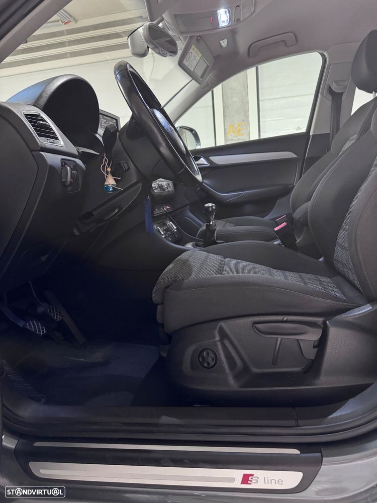 Audi Q3 2.0 TDI S-line - 16