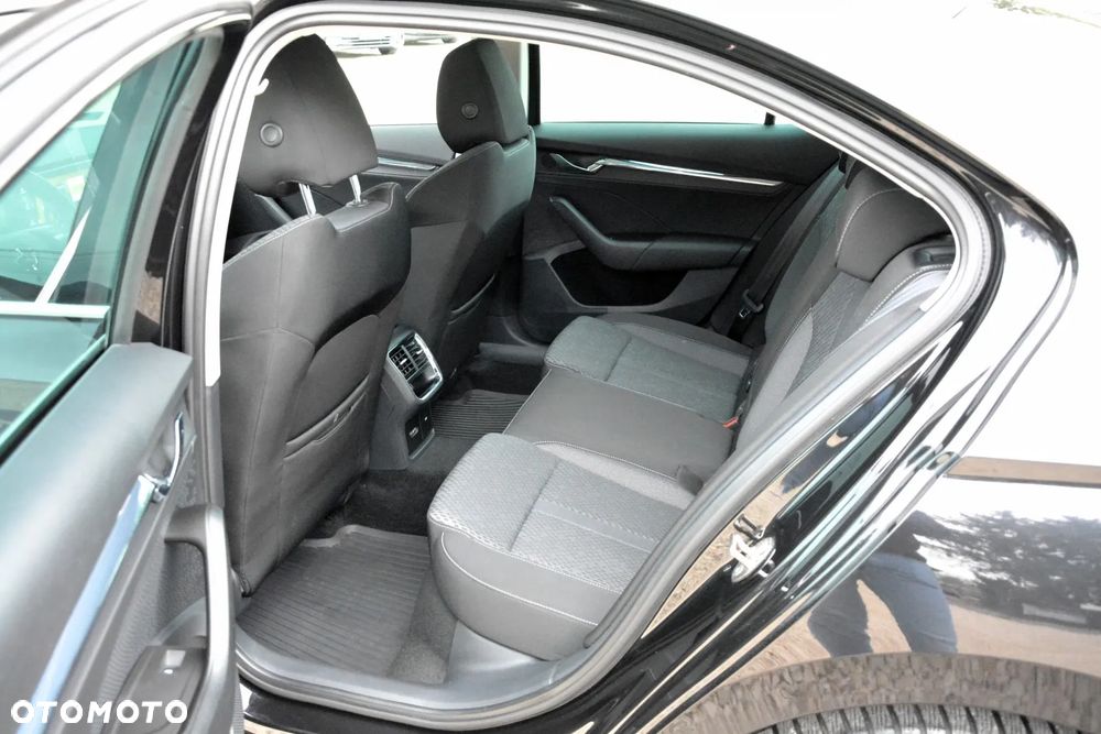 Skoda Octavia 1.5 TSI ACT Style - 36