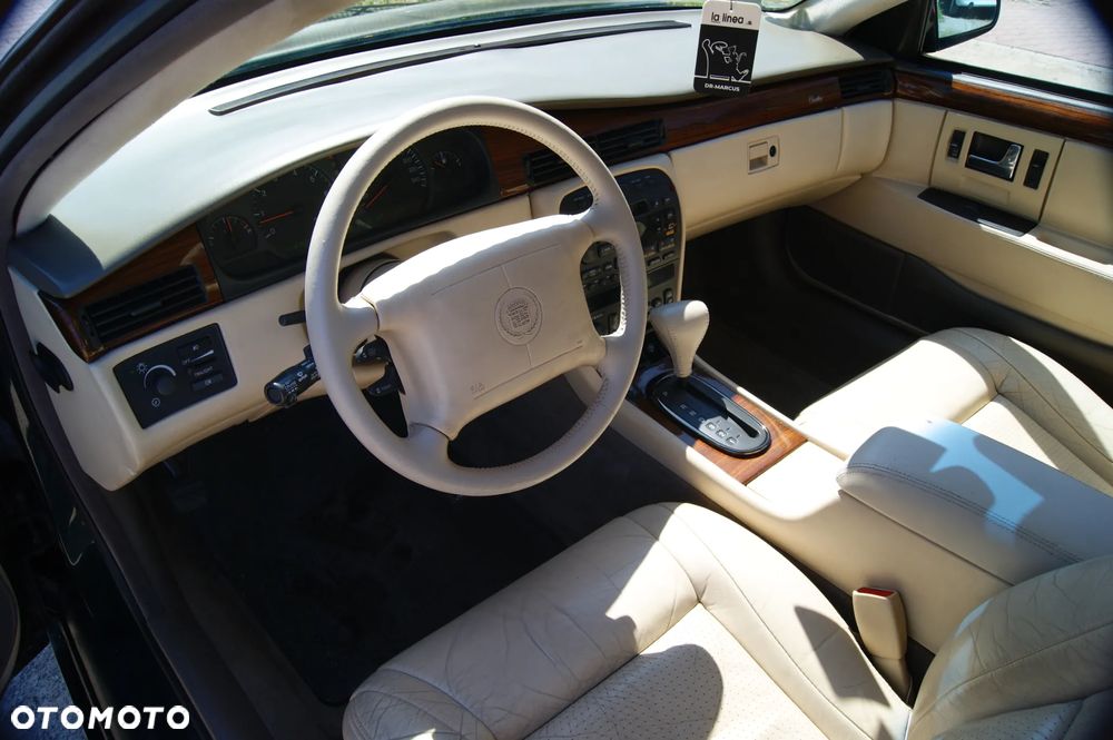 Cadillac Seville - 14