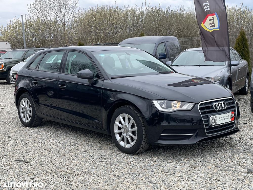 Audi A3 1.4 TFSI ack Ambiente - 2