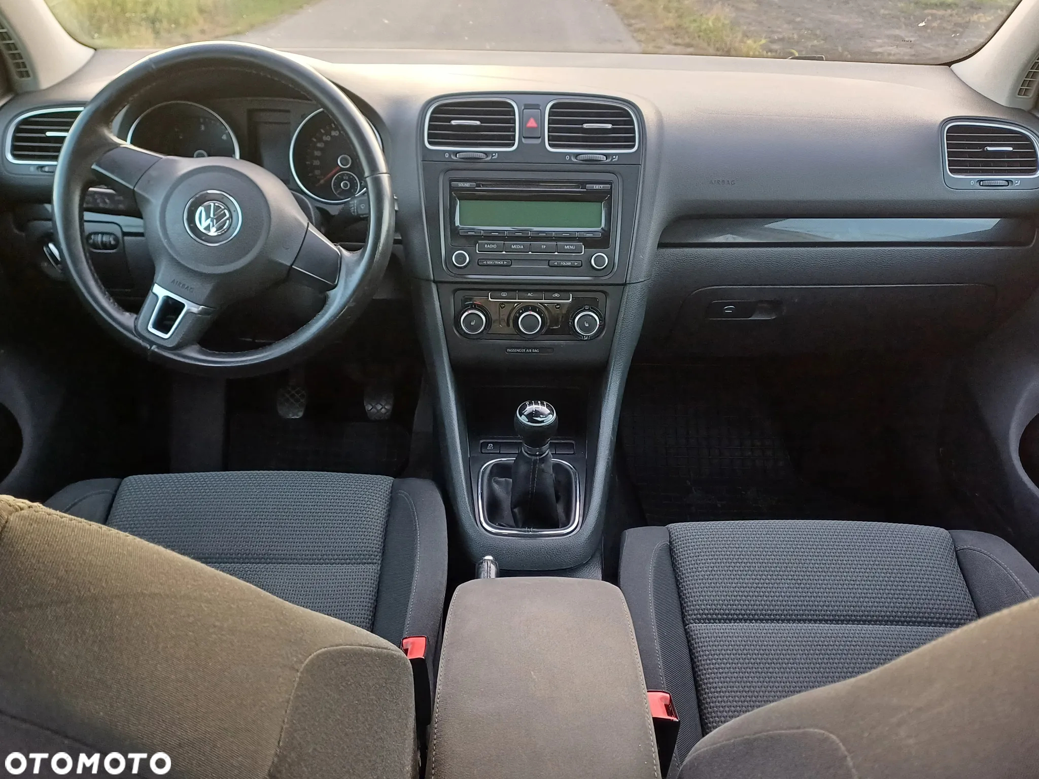 Volkswagen Golf - 9